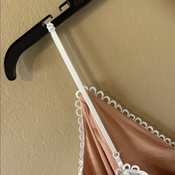 Lulu's Women’s White & Nude Lace Dress Spaghetti straps Fitted size XXL NEW - Picture 11 of 17